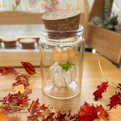 Build your own autumn pumpkin jar!