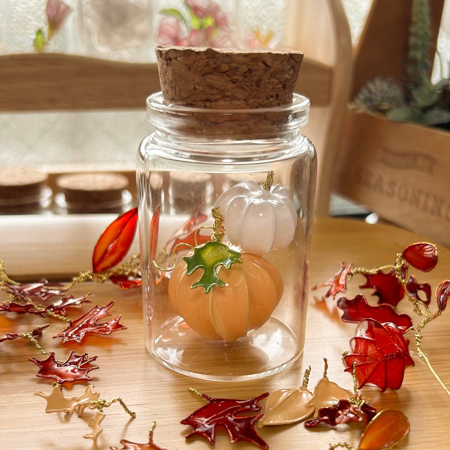 Build your own autumn pumpkin jar!