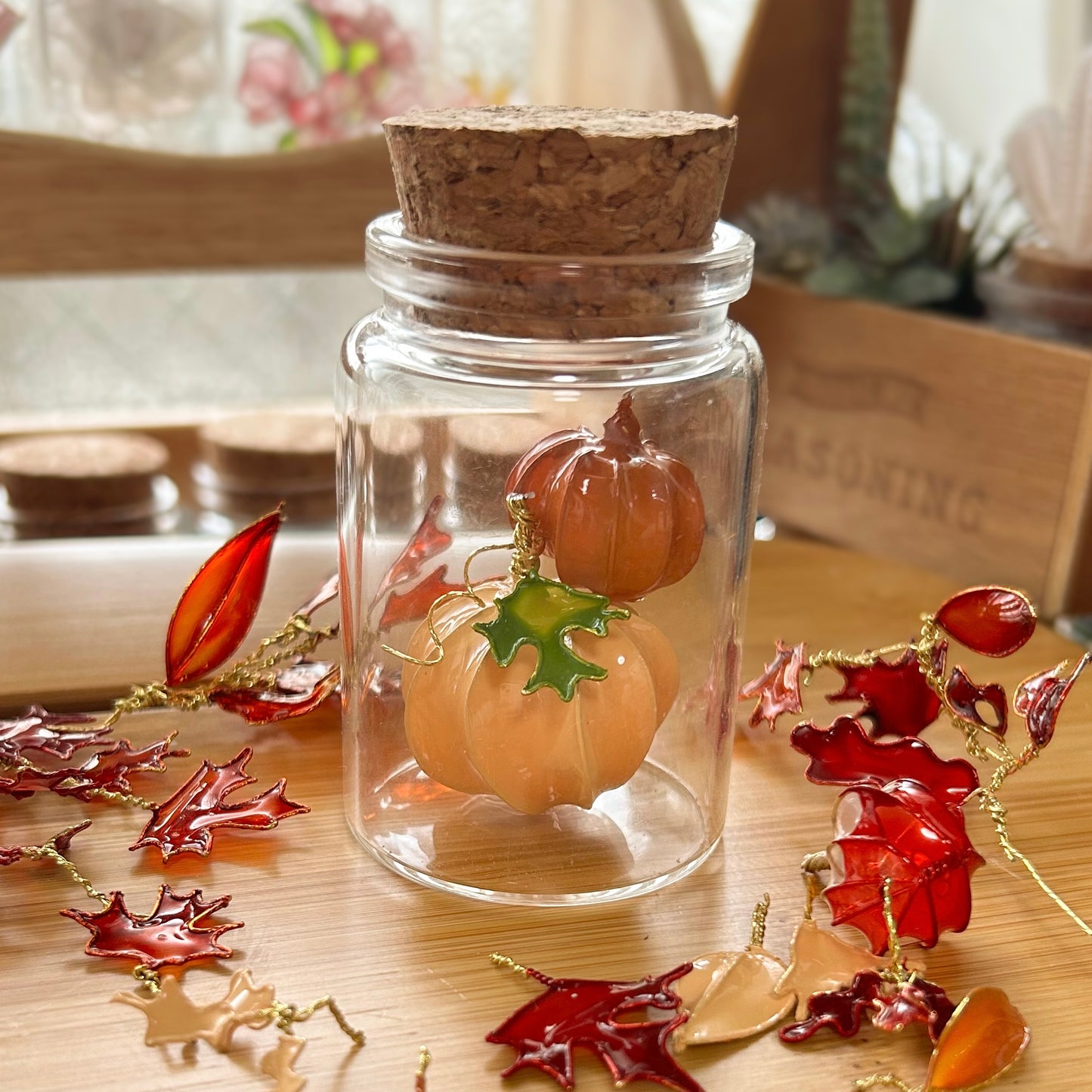 Build your own autumn pumpkin jar!