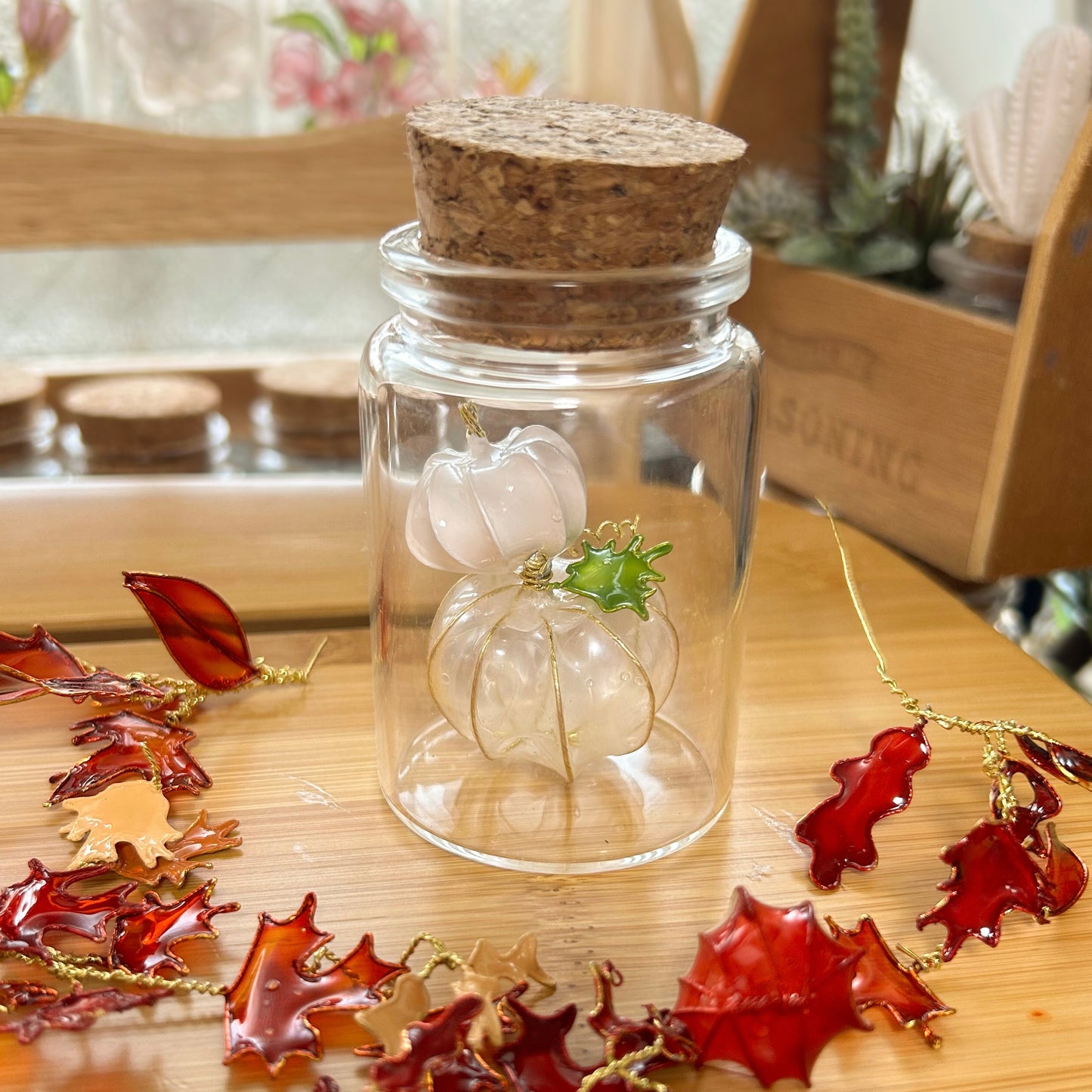 Build your own autumn pumpkin jar!